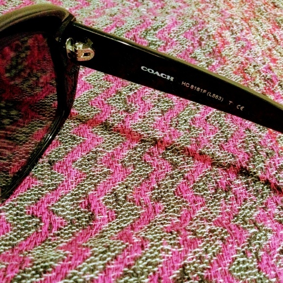 Coach Leather Wallet\Coach Sunglasses - Picture 3 of 5